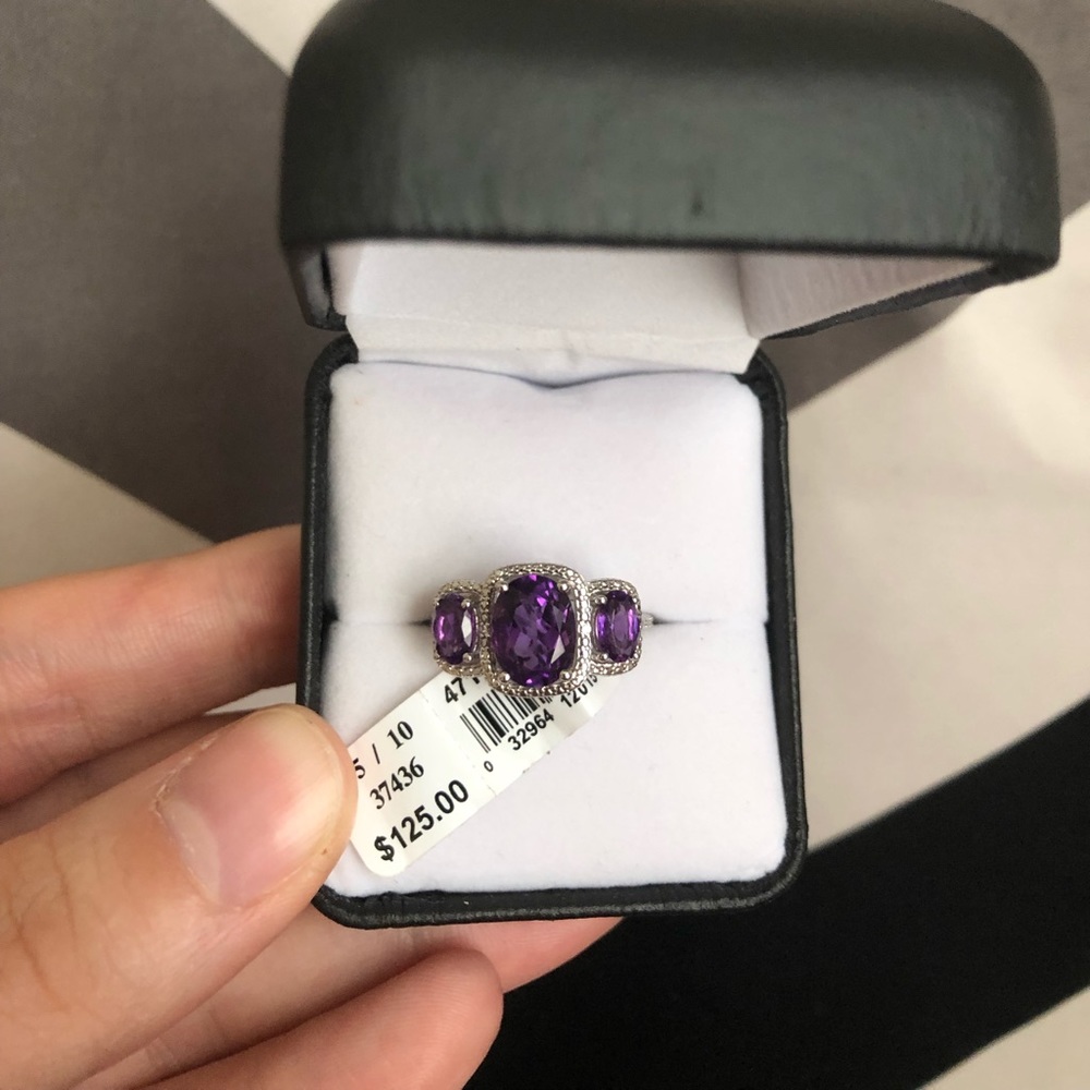 Genuine amethyst ring